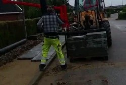 修路都市爆料视频,揭秘城市道路建设背后的故事与挑战