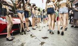 北京三里屯爆料事件视频,一幕引发热议的街头冲突瞬间